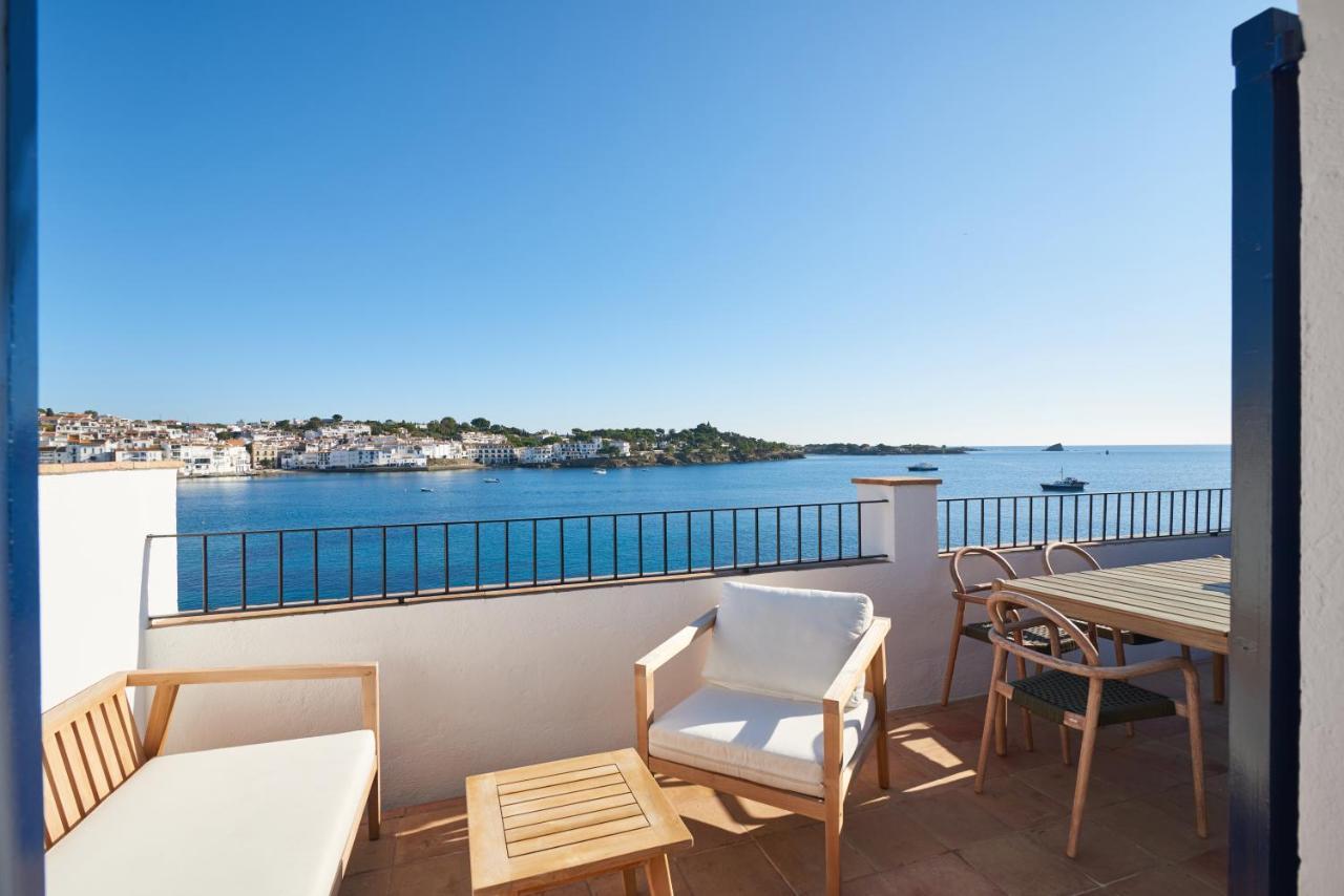 Beachfront Penthouse With Sea Views In Cadaqués